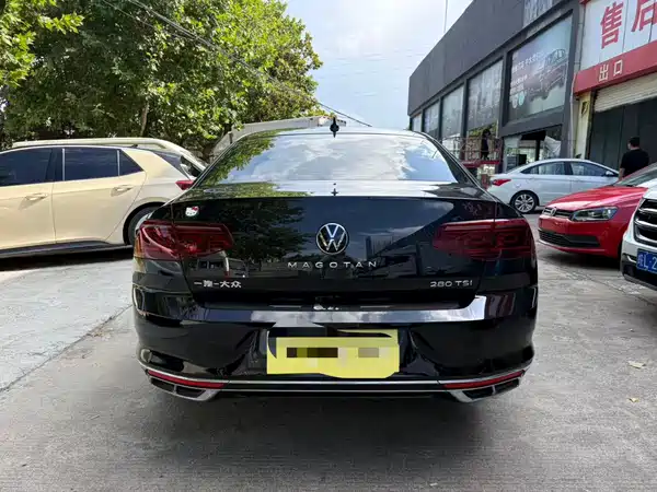 Volkswagen Magotan 2024