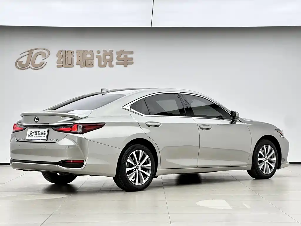Lexus ES 2021 — фото 5
