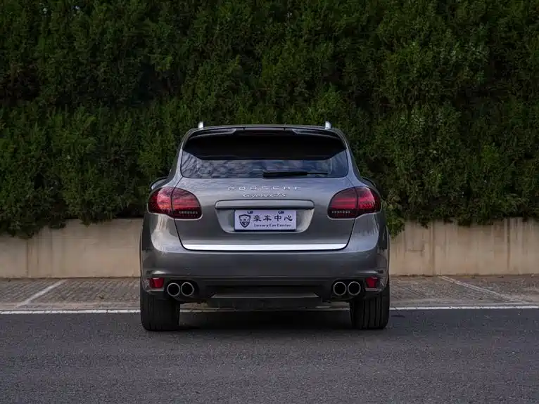 Porsche Cayenne 2012