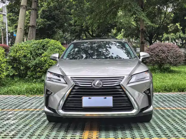 Lexus RX 2019