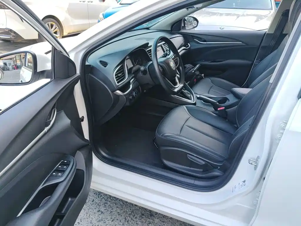 Buick Excelle GT 2020 — фото 16