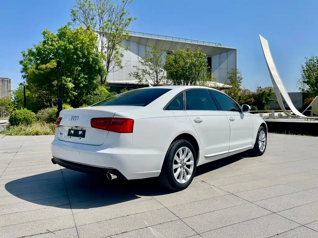Audi A6L 2016 — фото 18