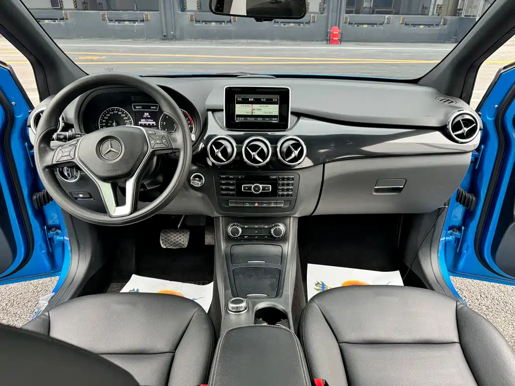 Mercedes-Benz B-Class 2014 — фото 14