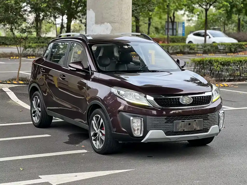 BAIC Changhe Q35 2016 — фото 4