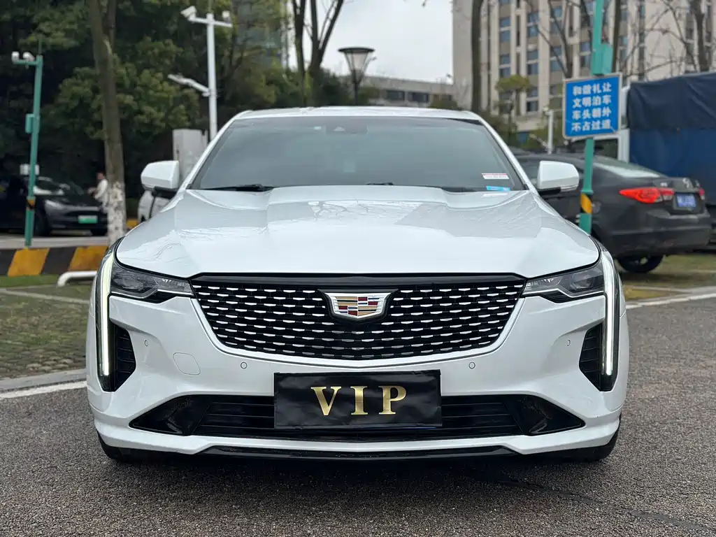 Cadillac CT4 2021 — фото 2