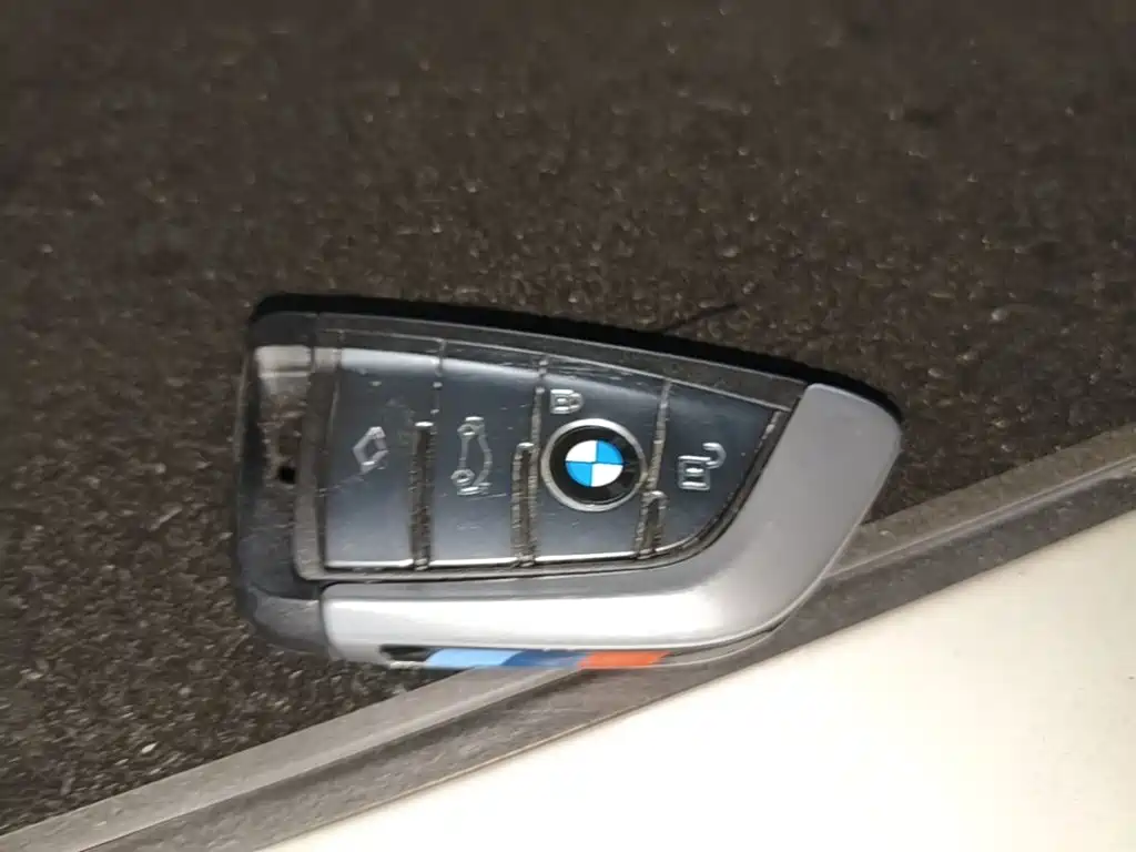 BMW 5 Series 2018 — фото 9