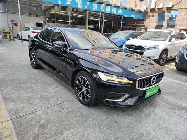 Volvo S60 2020