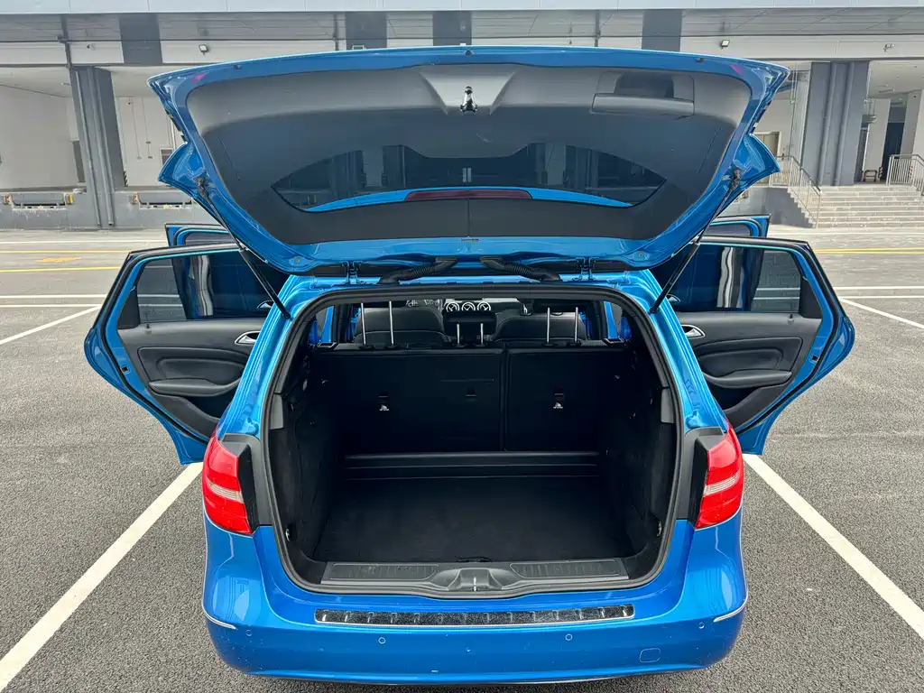 Mercedes-Benz B-Class 2014 — фото 17