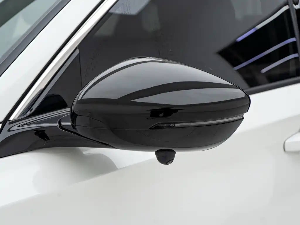 Honda Accord 2023 — фото 19