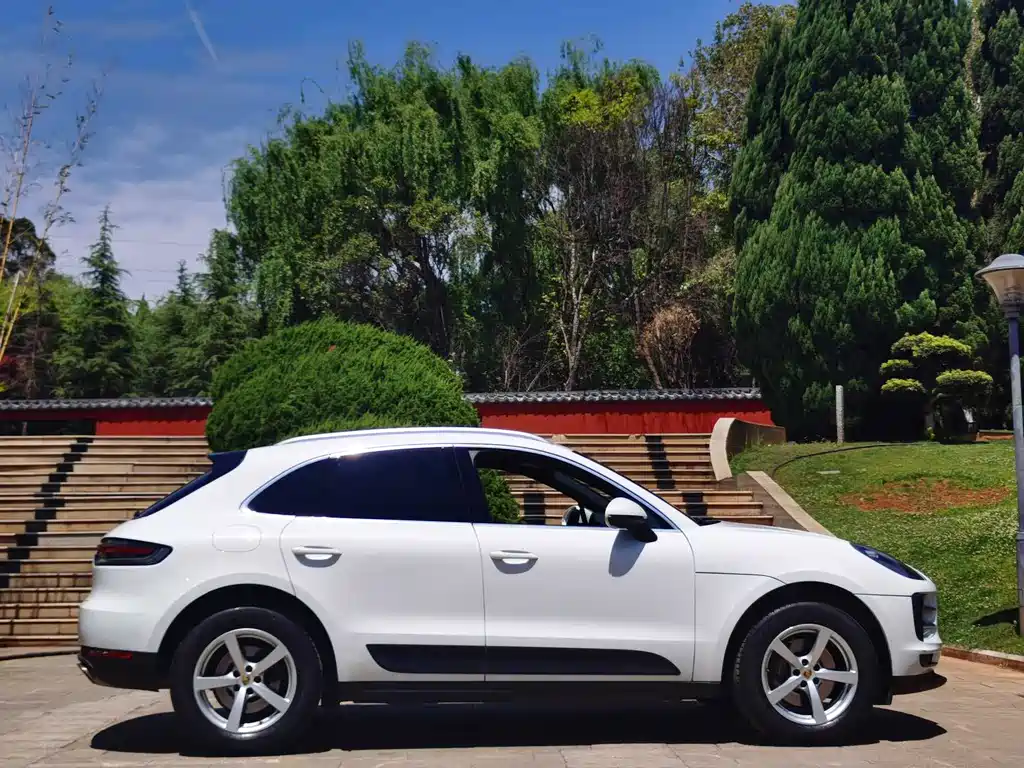 Porsche Macan 2019 — фото 7