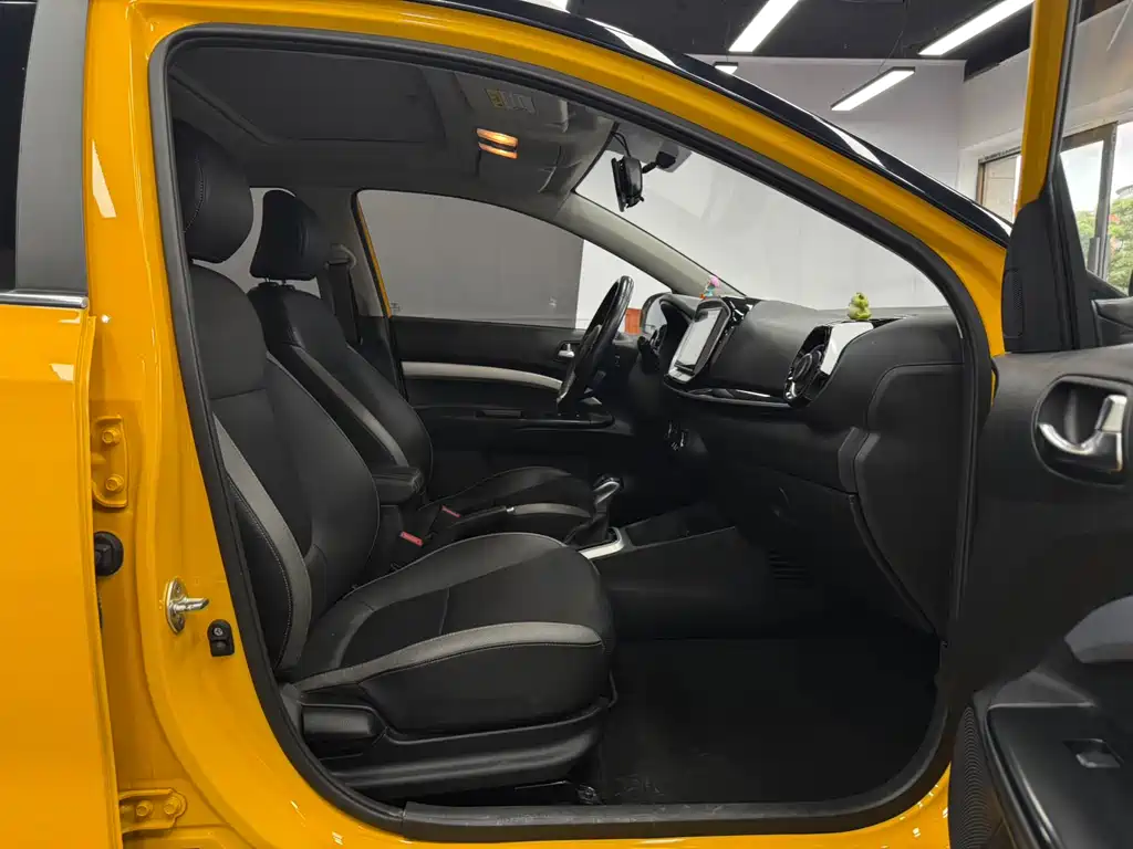 Kia KX1 2022 — фото 11