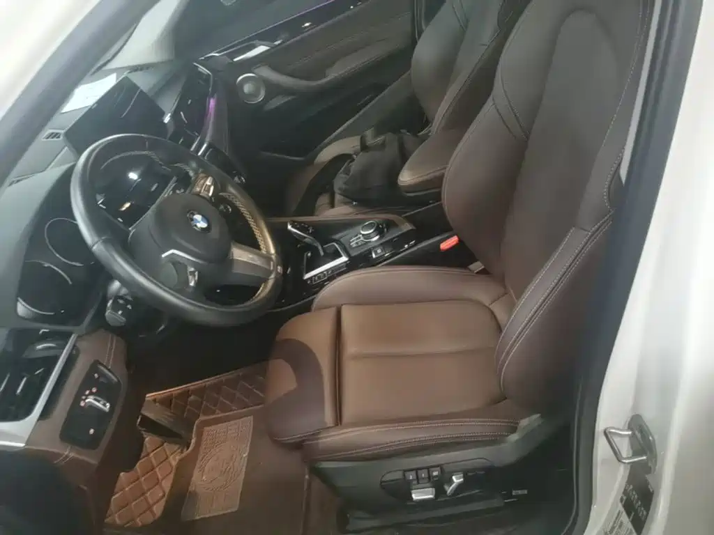 BMW X2 2023 — фото 12