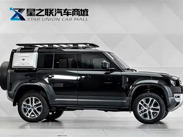 Land Rover Defender 2021