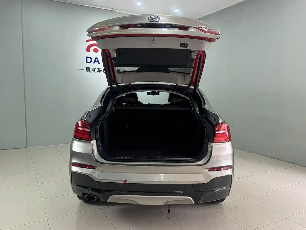 BMW X4 2017 — фото 15