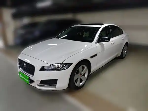 Jaguar XF 2016