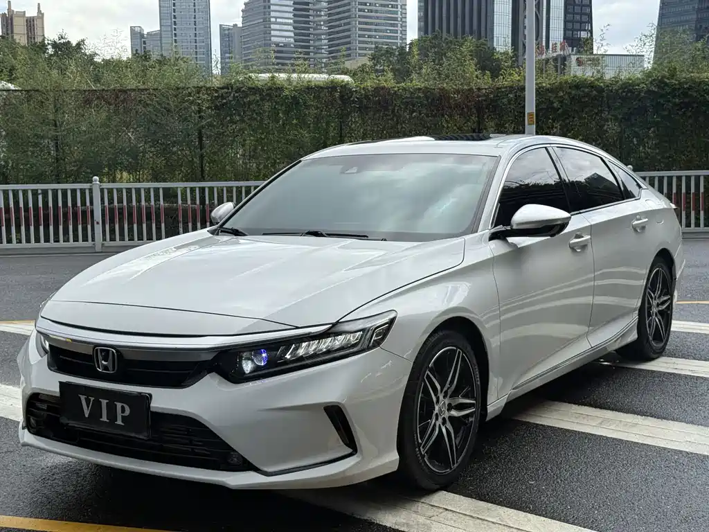 Honda Inspire 2023 — фото 1
