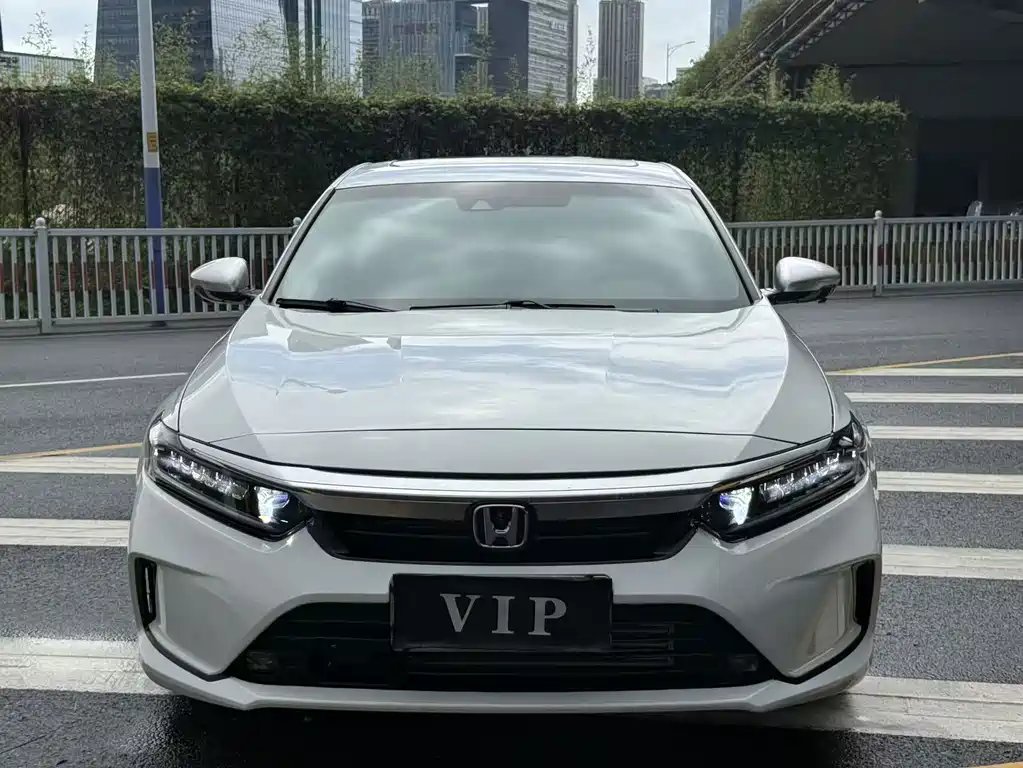 Honda Inspire 2023 — фото 2