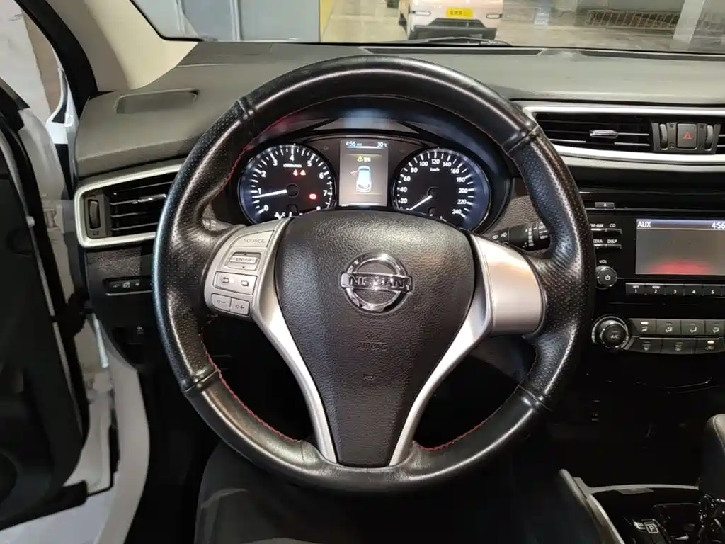 Nissan Qashqai 2017 — фото 11