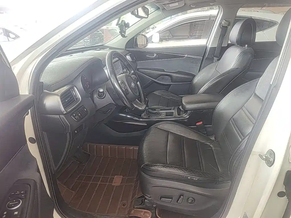 Kia Sorento 2015 — фото 15