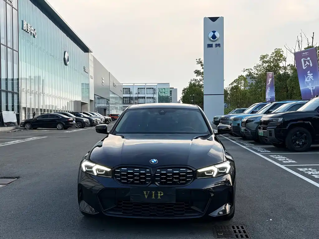 BMW 3 Series 2022