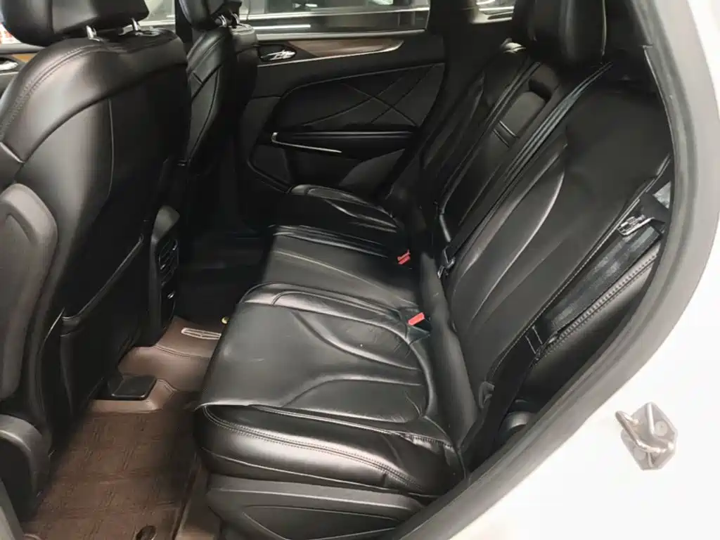 Lincoln MKC 2018 — фото 17