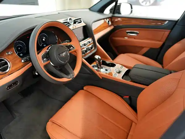 Bentley Bentayga 2025
