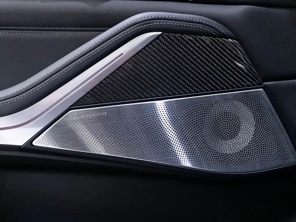 BMW X5 M 2022 — фото 11
