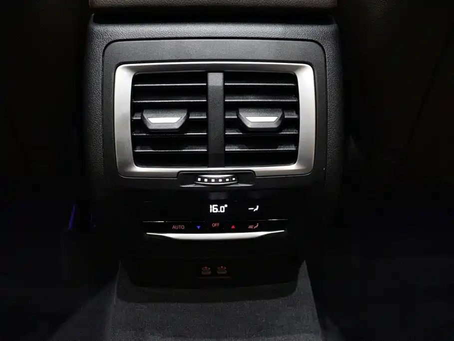 BMW X3 2022 — фото 8