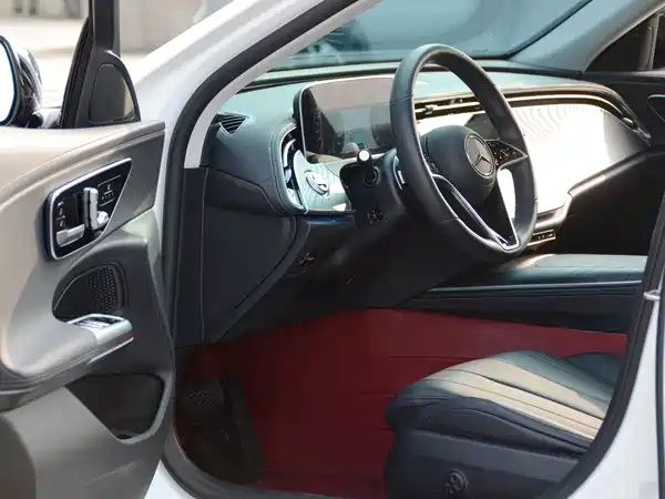 Mercedes-Benz E-Class 2024
