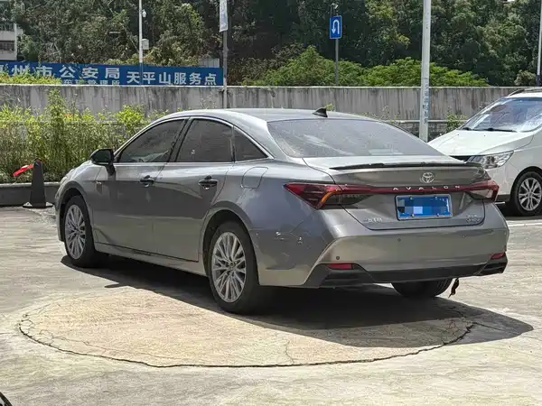 Toyota Avalon 2024