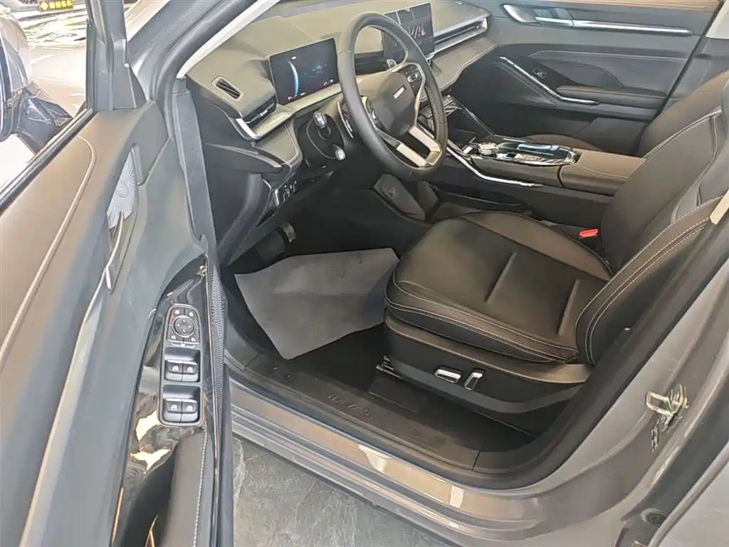Haval H6 2025 — фото 16