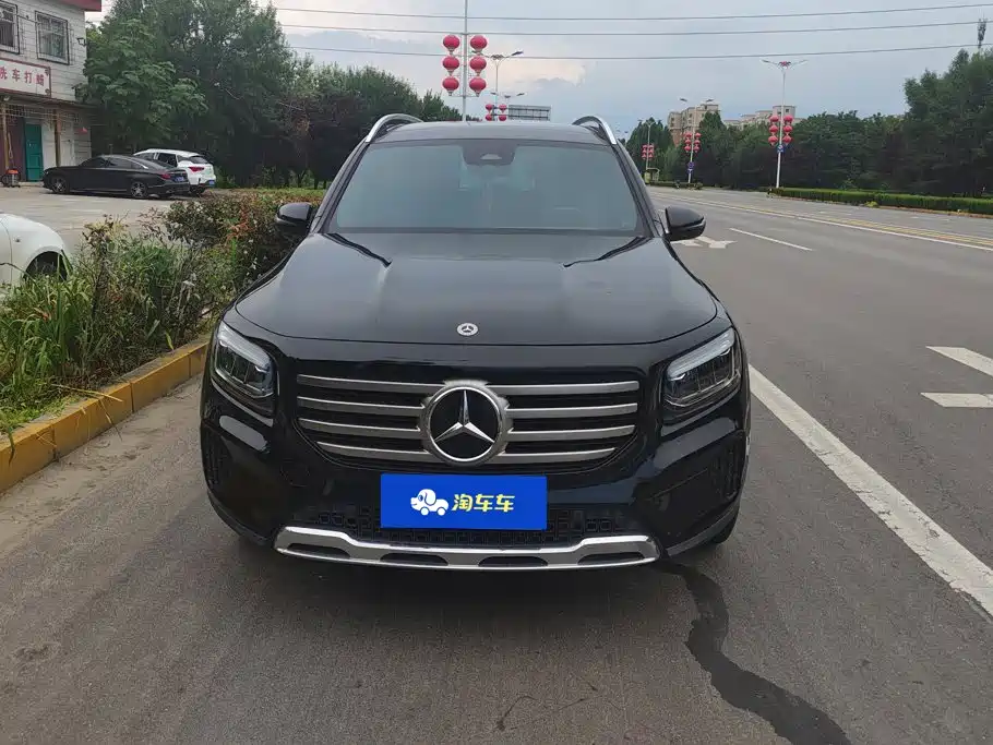 Mercedes-Benz GLB 2024