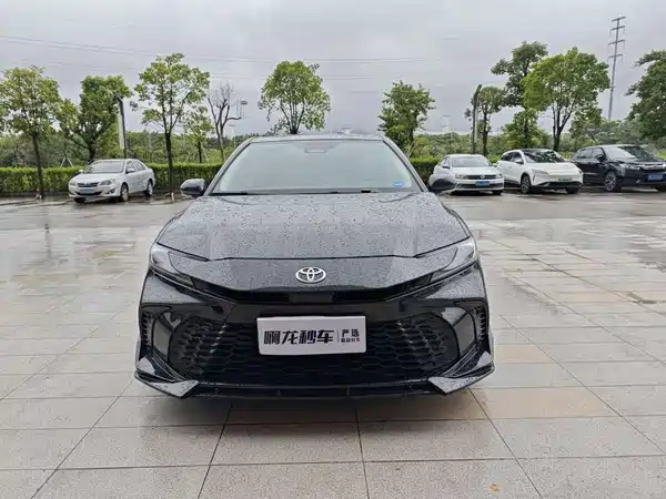 Toyota Camry 2024