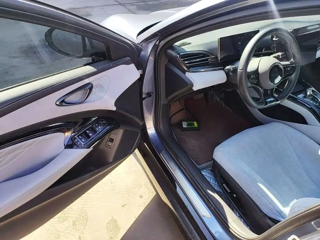 BYD Seal 2023 — фото 16