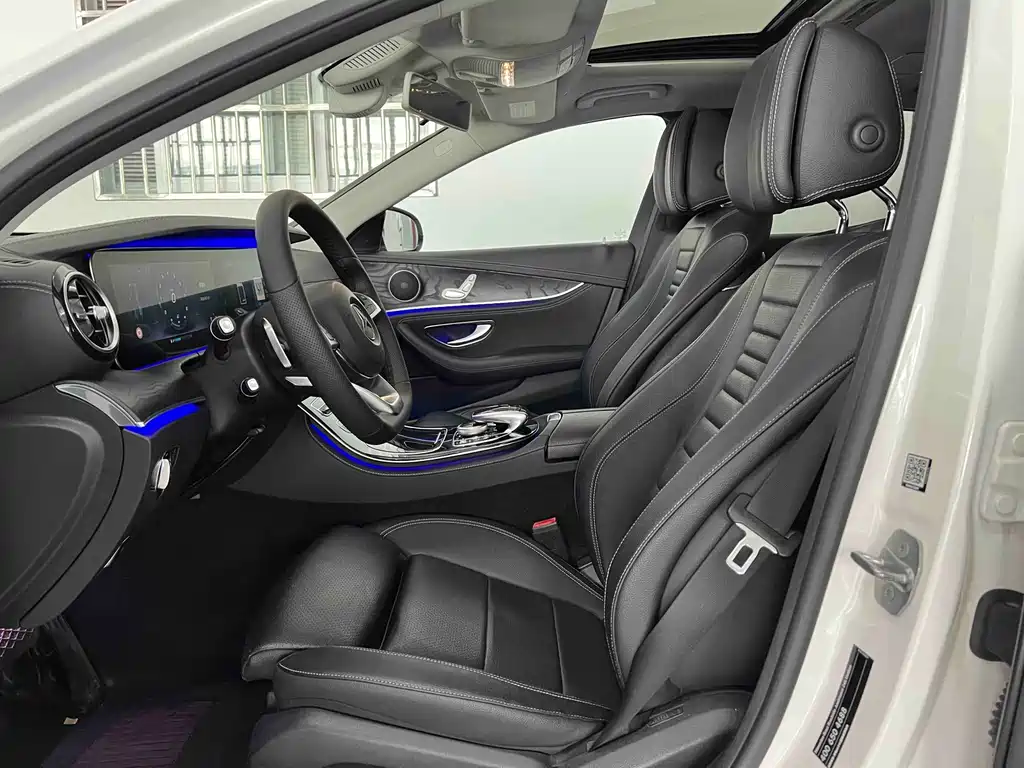 Mercedes-Benz E-Class 2017 — фото 10