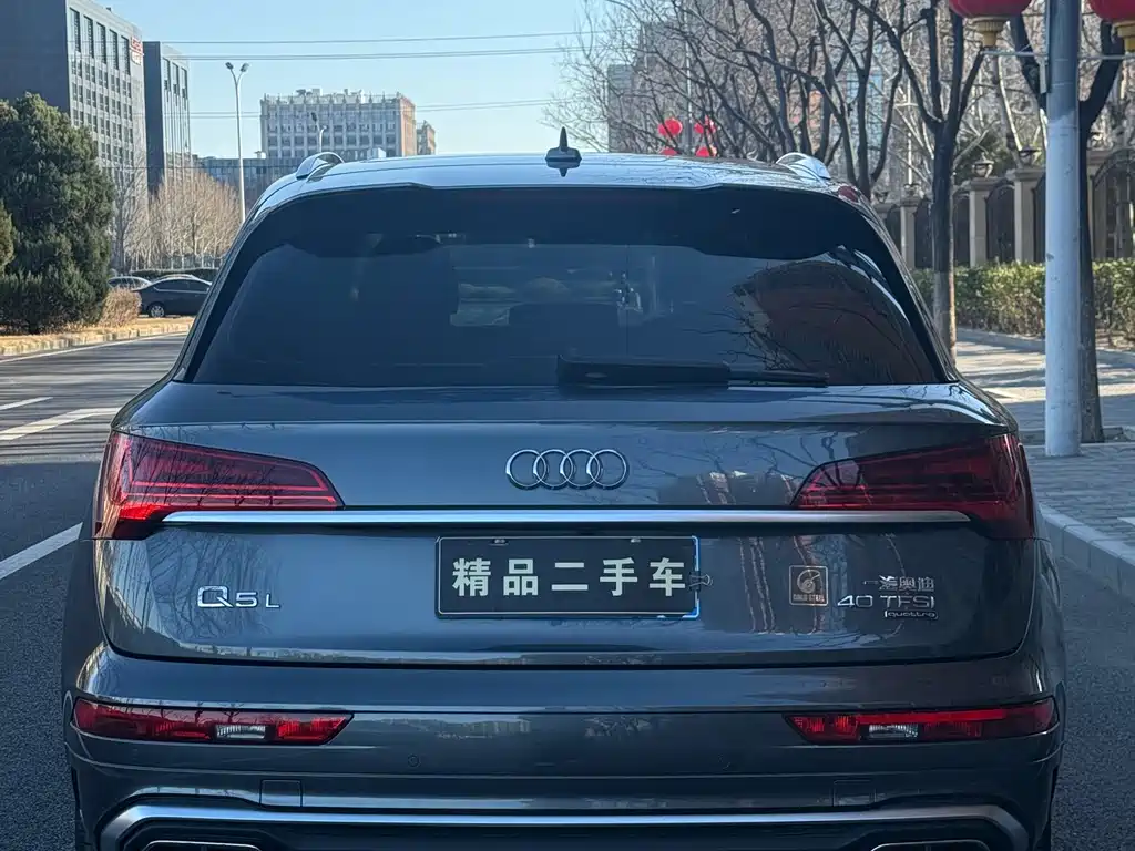 Audi Q5L 2022 — фото 29
