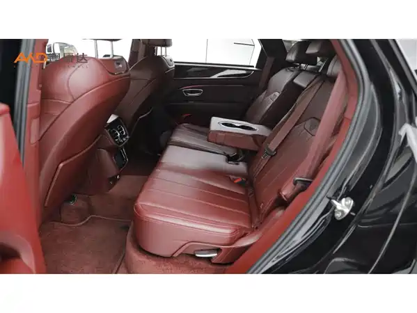 Bentley Bentayga 2022