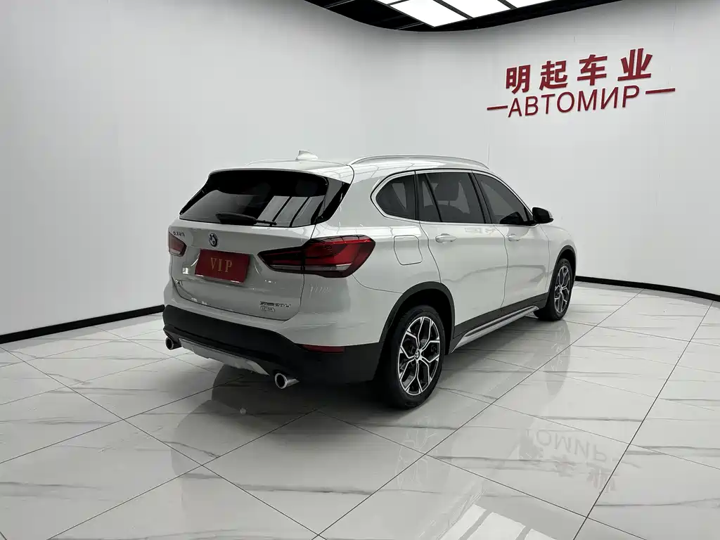 BMW X1 2022 — фото 9