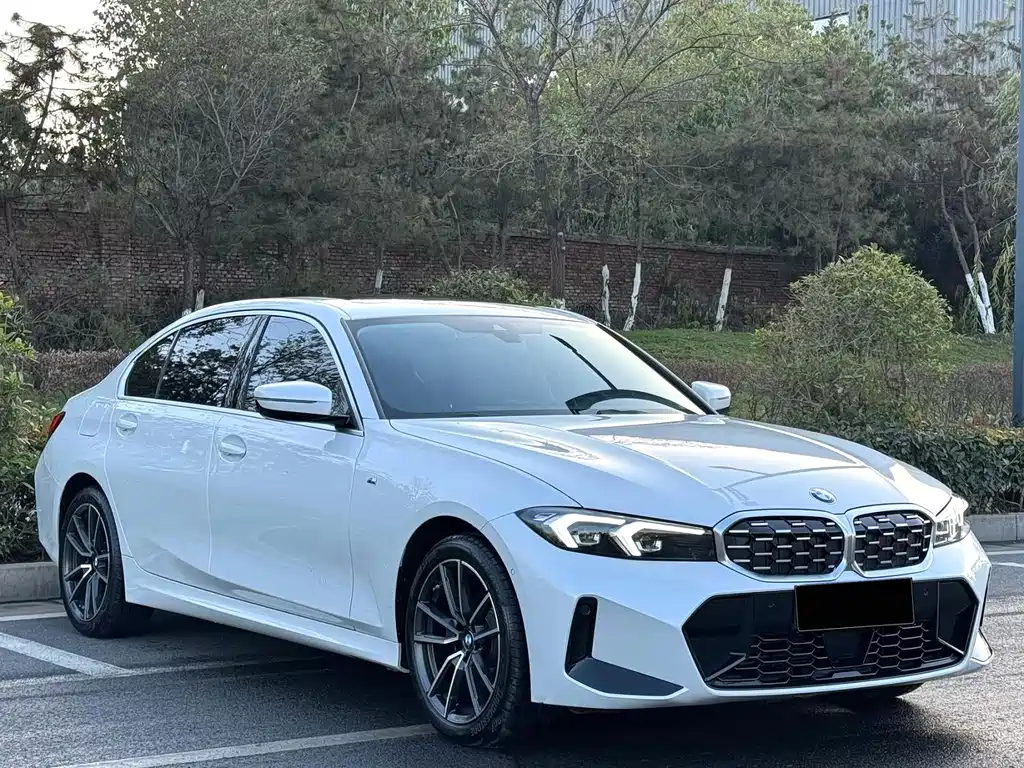 BMW 3 Series 2023