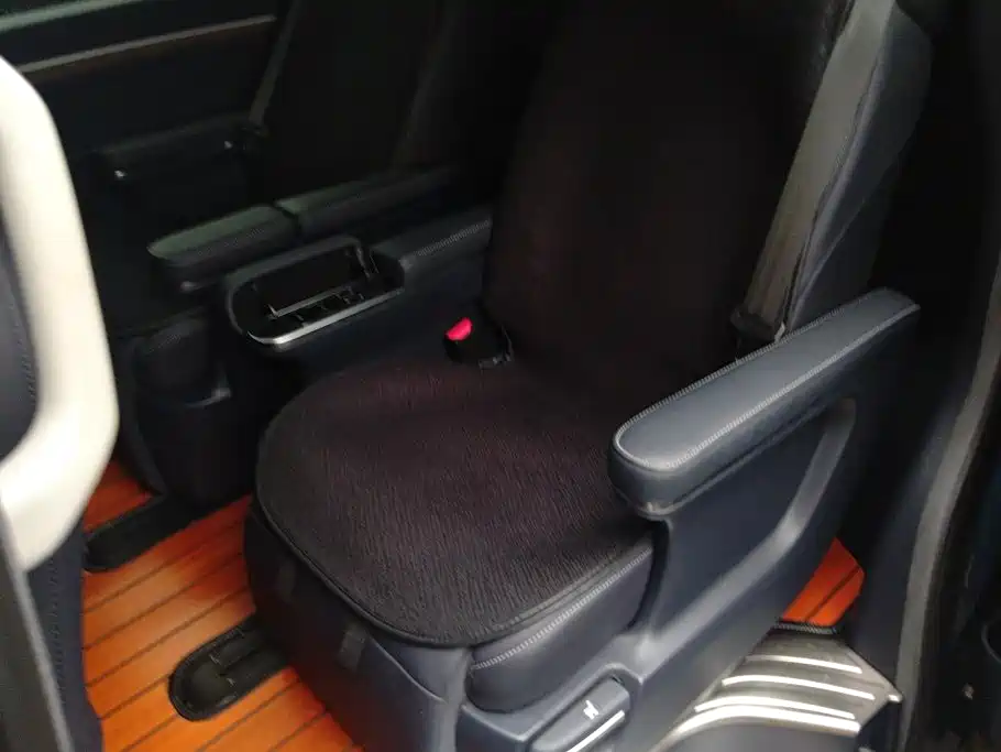 GAC Trumpchi M8 2021 — фото 10