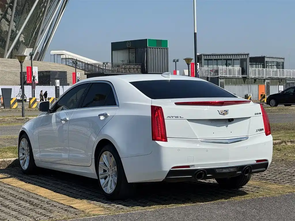 Cadillac ATS-L 2018 — фото 26