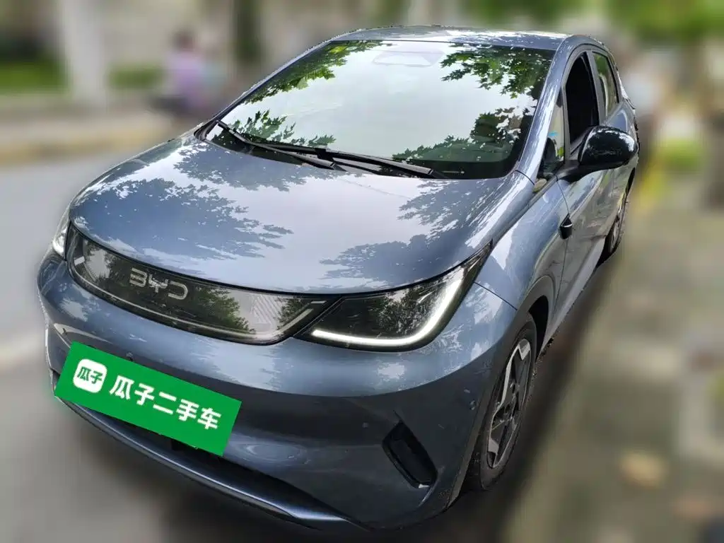 BYD Dolphin 2025 — фото 1