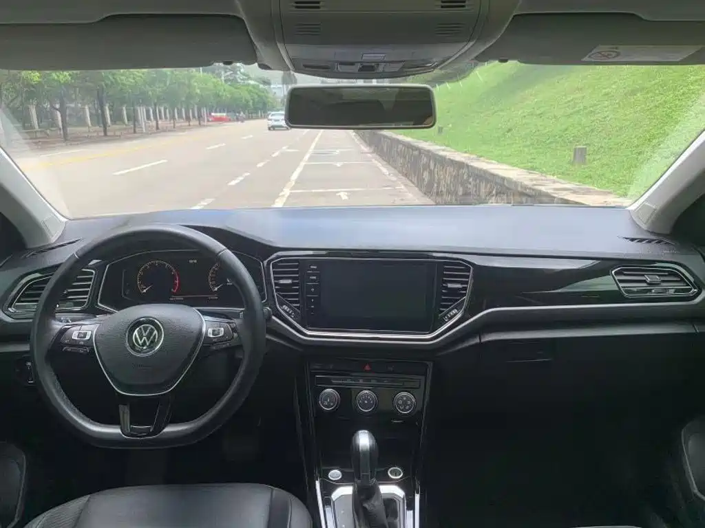 Volkswagen T-Roc 2022
