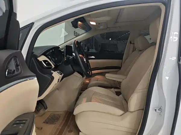 Buick GL8 2023