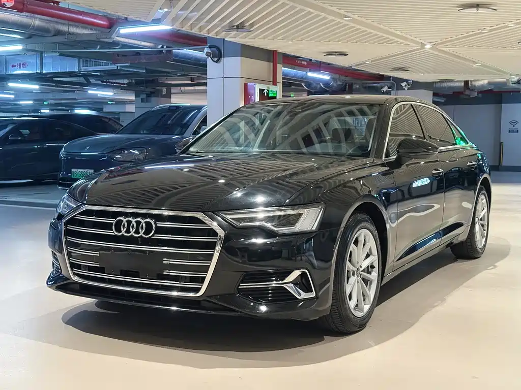 Audi A6L 2022 — фото 1