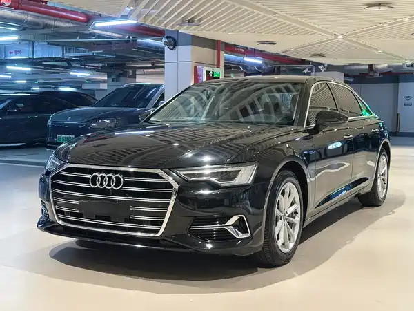 Audi A6L 2022