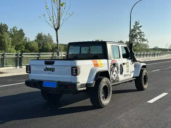 Jeep Gladiator 2023