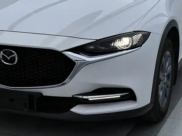 Mazda CX-4 2021