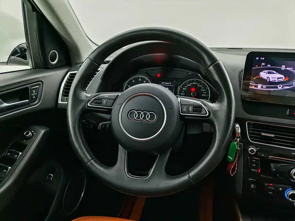 Audi Q5 2016 — фото 14