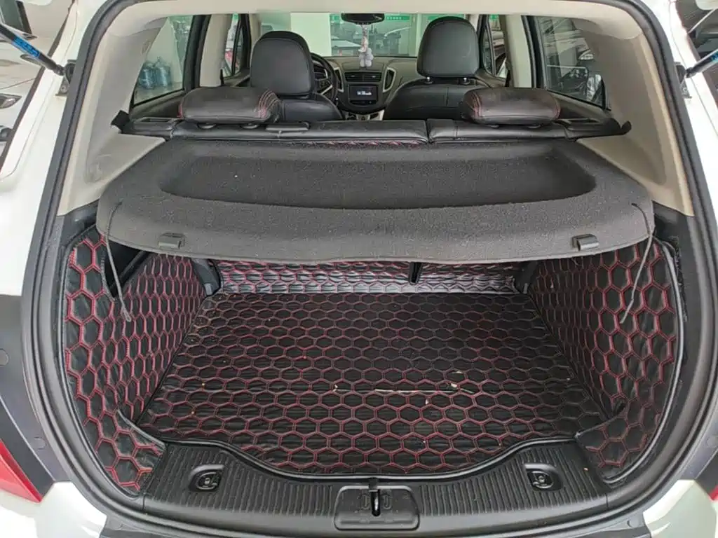Chevrolet Trax 2015 — фото 19
